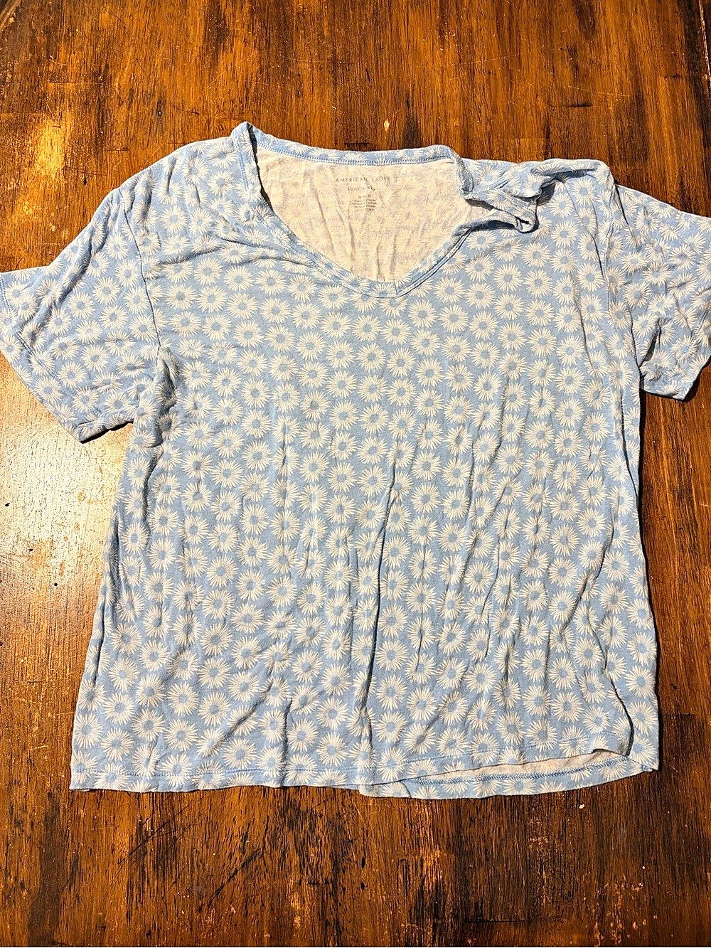 American Eagle Soft & Sexy V-Neck T-Shirt Floral Top Size Medium